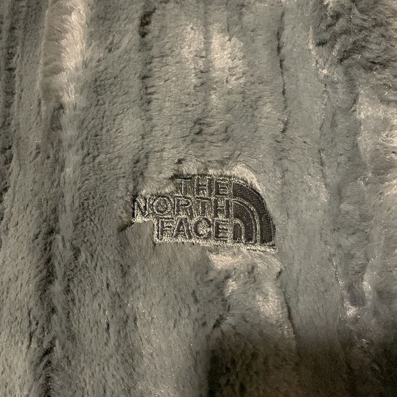 The North Face Grey Furlander Faux Fur Vest Small - Picture 5 of 6
